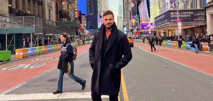 Hauser i Andrea Bocelli priredili spektakl na Times Squareu