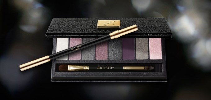 Artistry Little Black Dress: Nova paleta sjenila za oči