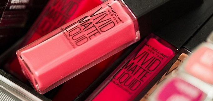 Color Sensational Vivid Matte Liquid: Potpuno nova generacija mat ruževa!