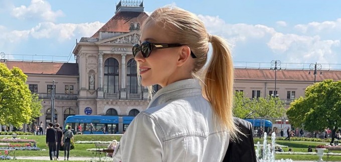 Jelena Rozga u šuzama od 5.000 kuna prošetala Zagrebom