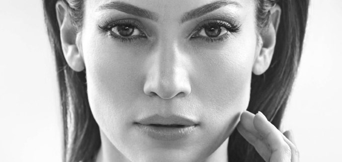 Jennifer Lopez deset mlađa u novoj kampanji za L'Oreal