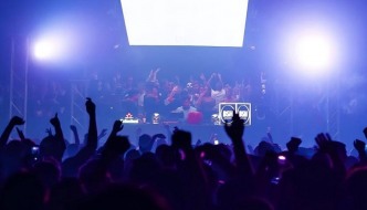 Dixon i Jimi Jules na party spektaklu u Laubi