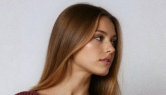 Sinsay osvaja haljinom koja je savršena za jesen i zimu