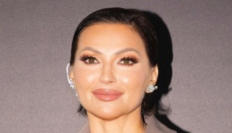 Nina Badrić u upečatljivoj haljini i zavodljivim sandalama